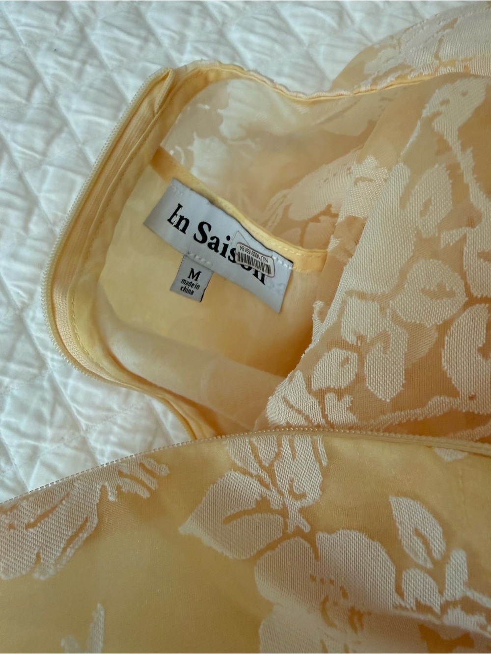 En Saison Dress
AF17 - Picture 7 of 8